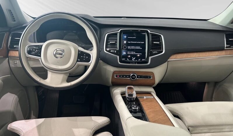 Second-hand Volvo XC90 2022 full